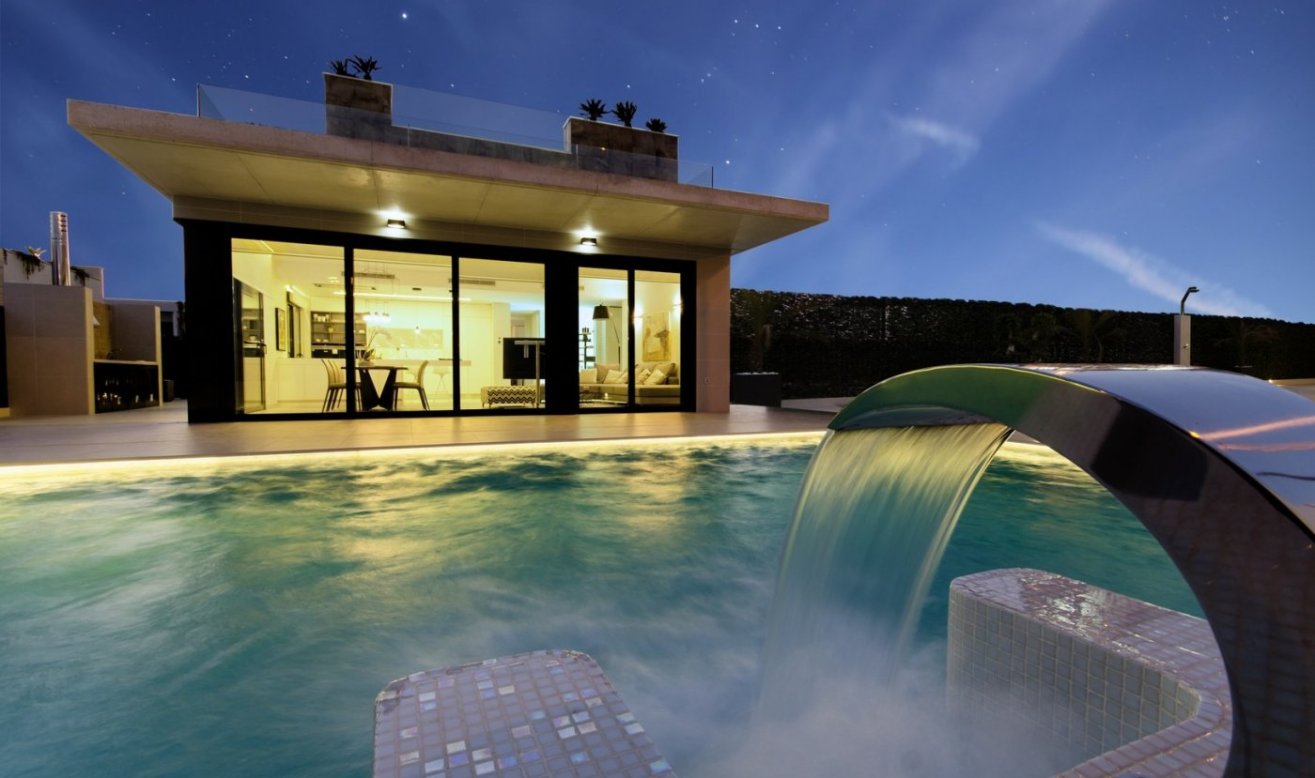 Obra nueva - Villa - Orihuela Costa - Campoamor