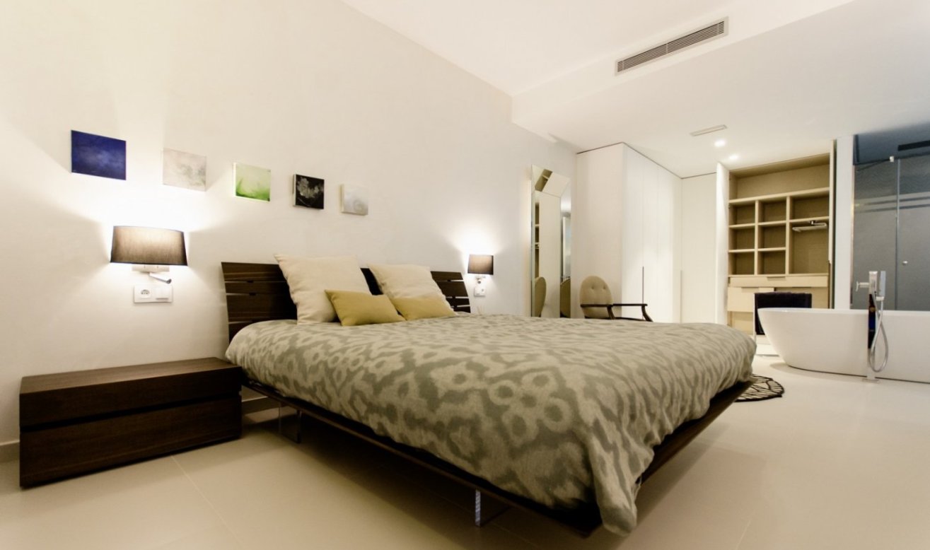 Obra nueva - Villa - Orihuela Costa - Campoamor