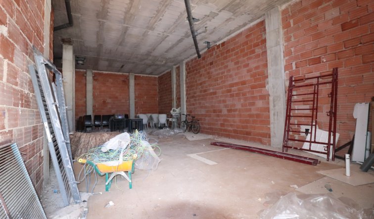 Reventa - Comercial - Los Montesinos - Laguna Green