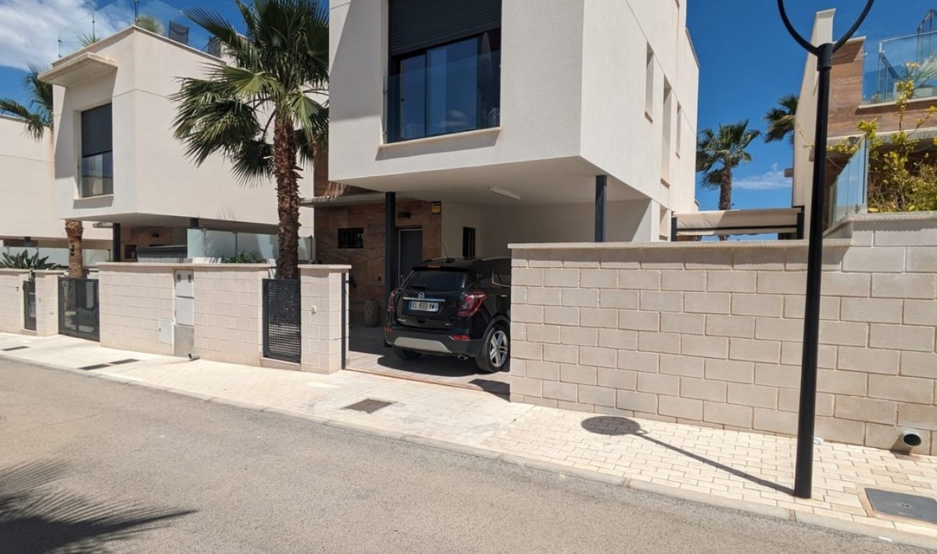 Reventa - Villa - Orihuela Costa - Lomas de Cabo Roig
