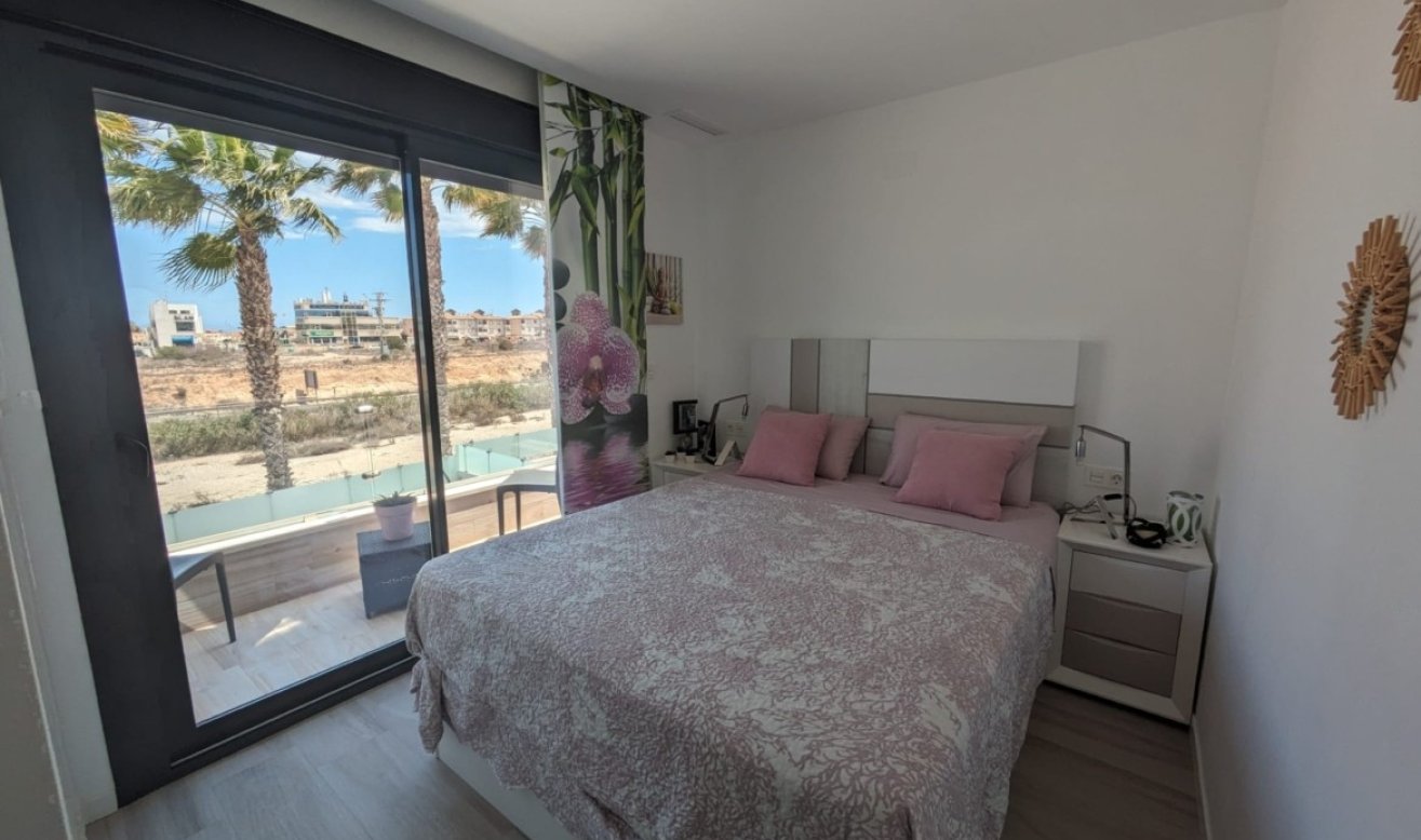 Reventa - Villa - Orihuela Costa - Lomas de Cabo Roig