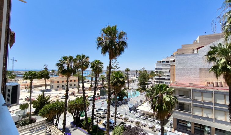 Reventa - Apartamento / piso - Torrevieja - CLUB NAUTICO TORREVIEJA