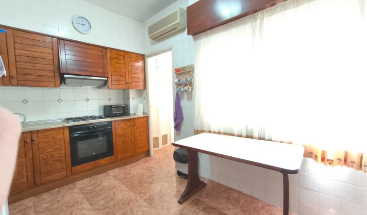 Reventa - Apartamento / piso - Torrevieja - CLUB NAUTICO TORREVIEJA