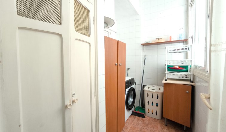 Reventa - Apartamento / piso - Torrevieja - CLUB NAUTICO TORREVIEJA