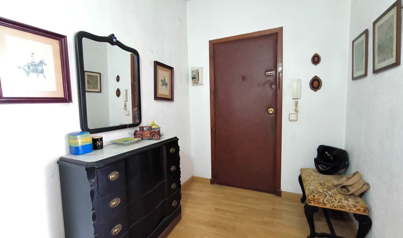 Reventa - Apartamento / piso - Torrevieja - CLUB NAUTICO TORREVIEJA