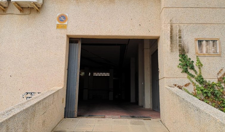 Revente - Garage - Torrevieja - Torreblanca