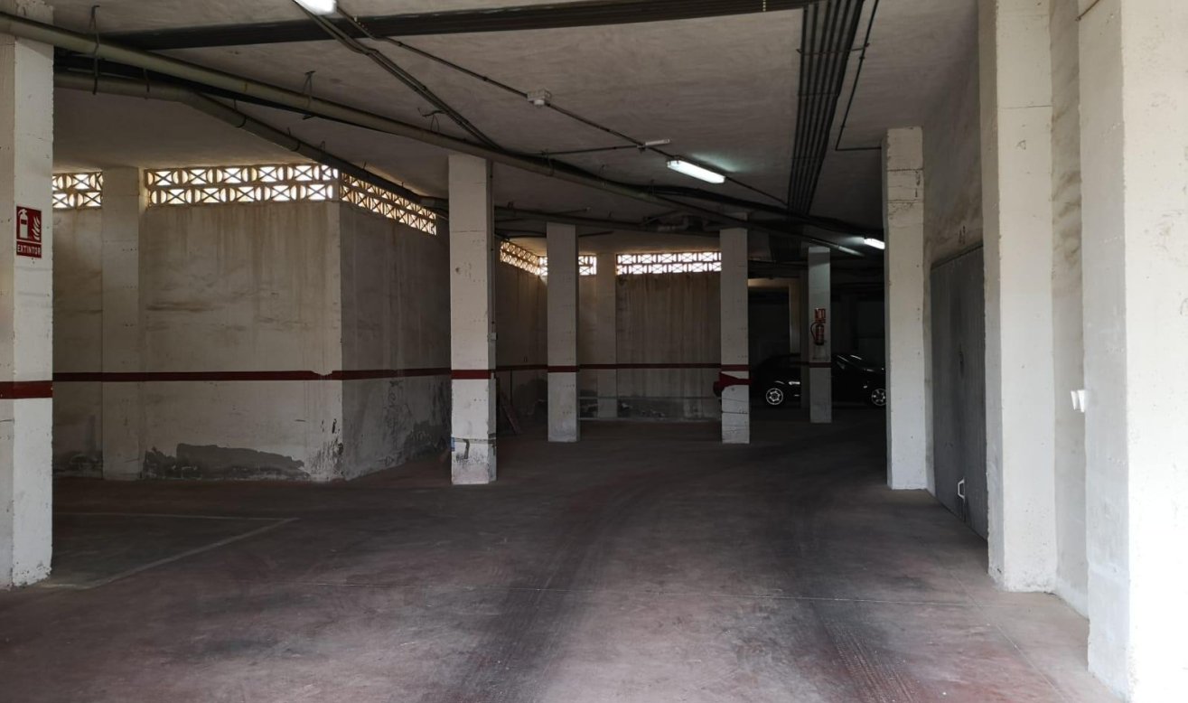 Revente - Garage - Torrevieja - Torreblanca