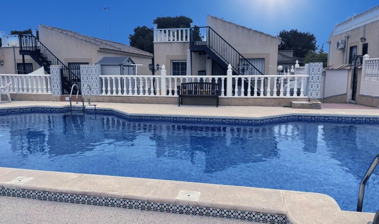 Reventa - Villa - Orihuela Costa - Los Balcones