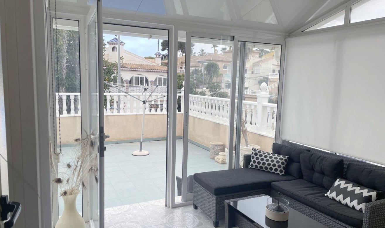 Reventa - Villa - Orihuela Costa - Los Balcones