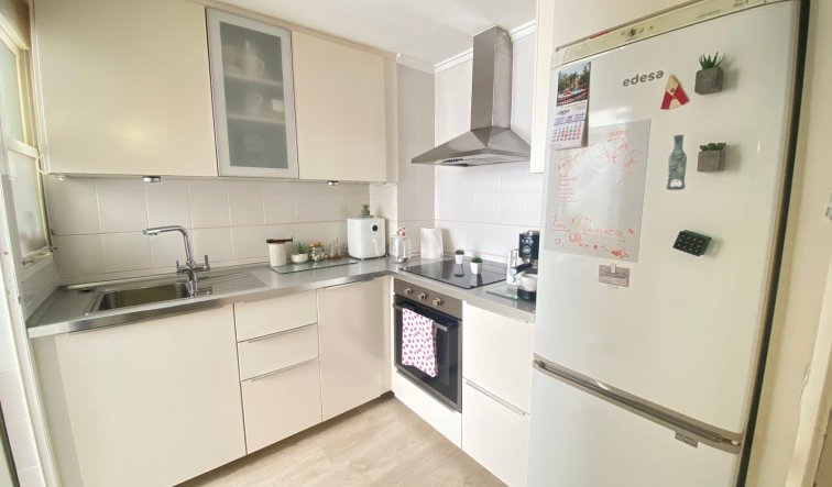 Reventa - Apartamento / piso - Torrevieja - Central