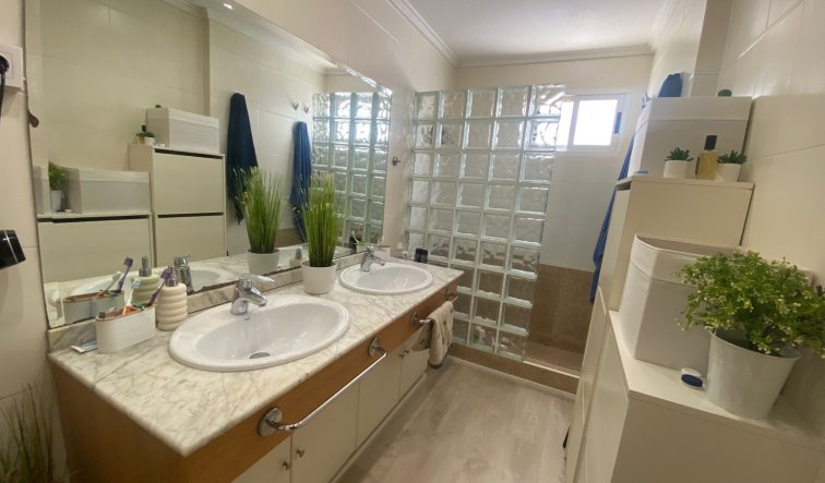 Reventa - Apartamento / piso - Torrevieja - Central