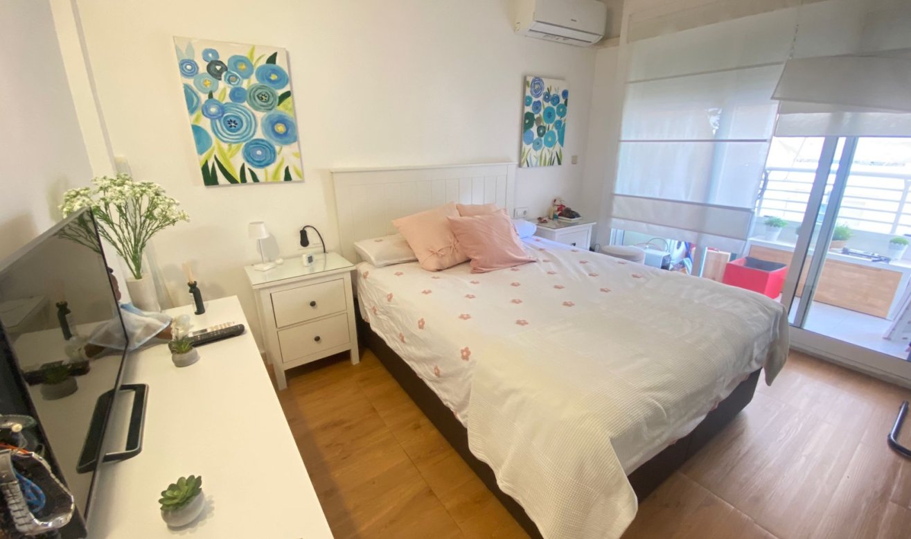 Reventa - Apartamento / piso - Torrevieja - Central