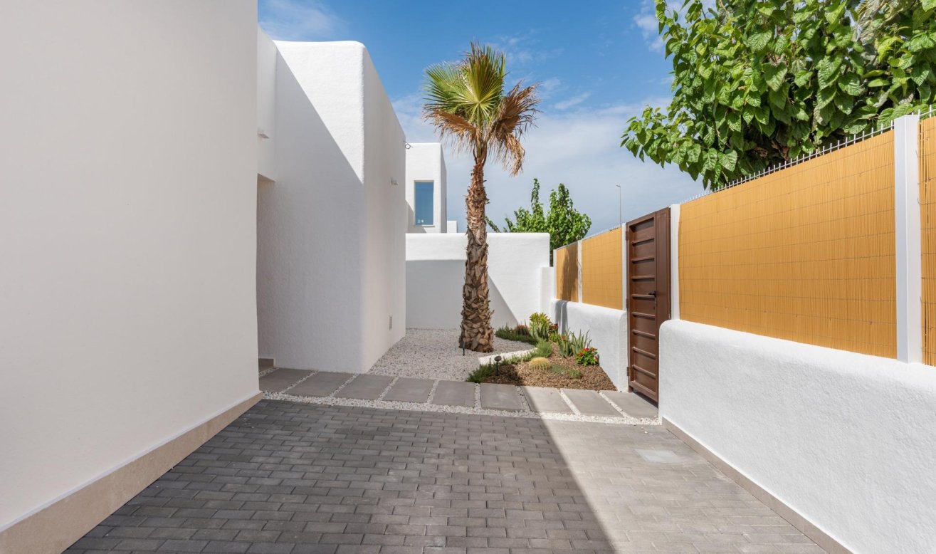 Obra nueva - Villa - Dolores - polideportivo