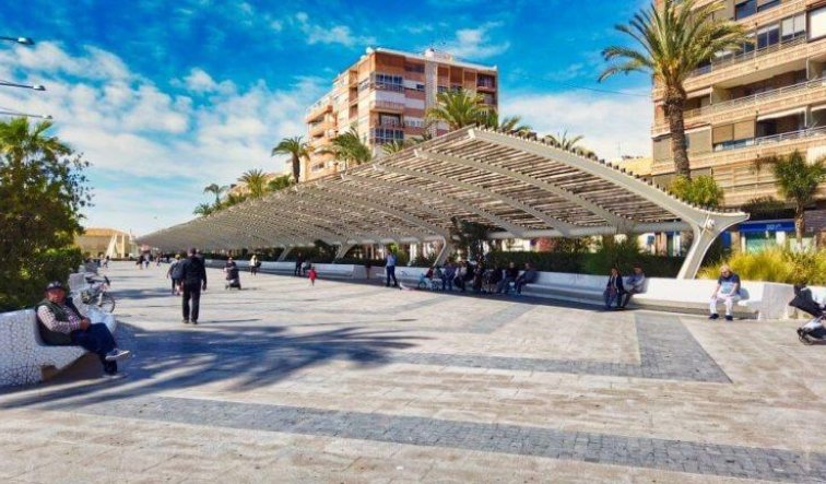 Obra nueva - Apartamento / piso - Torrevieja - Centro