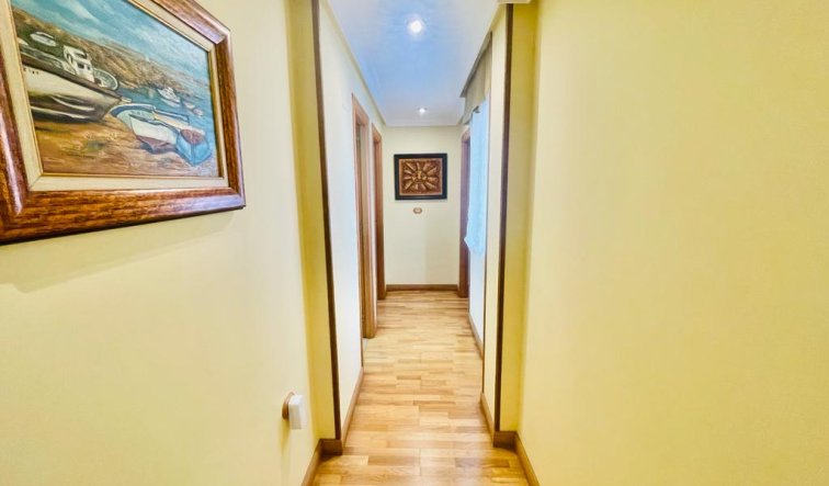 Reventa - Apartamento / piso - Torrevieja - Centro