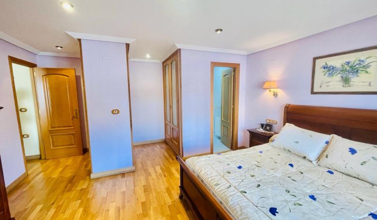 Reventa - Apartamento / piso - Torrevieja - Centro