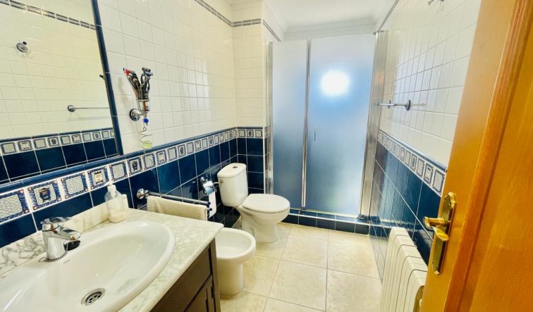 Reventa - Apartamento / piso - Torrevieja - Centro