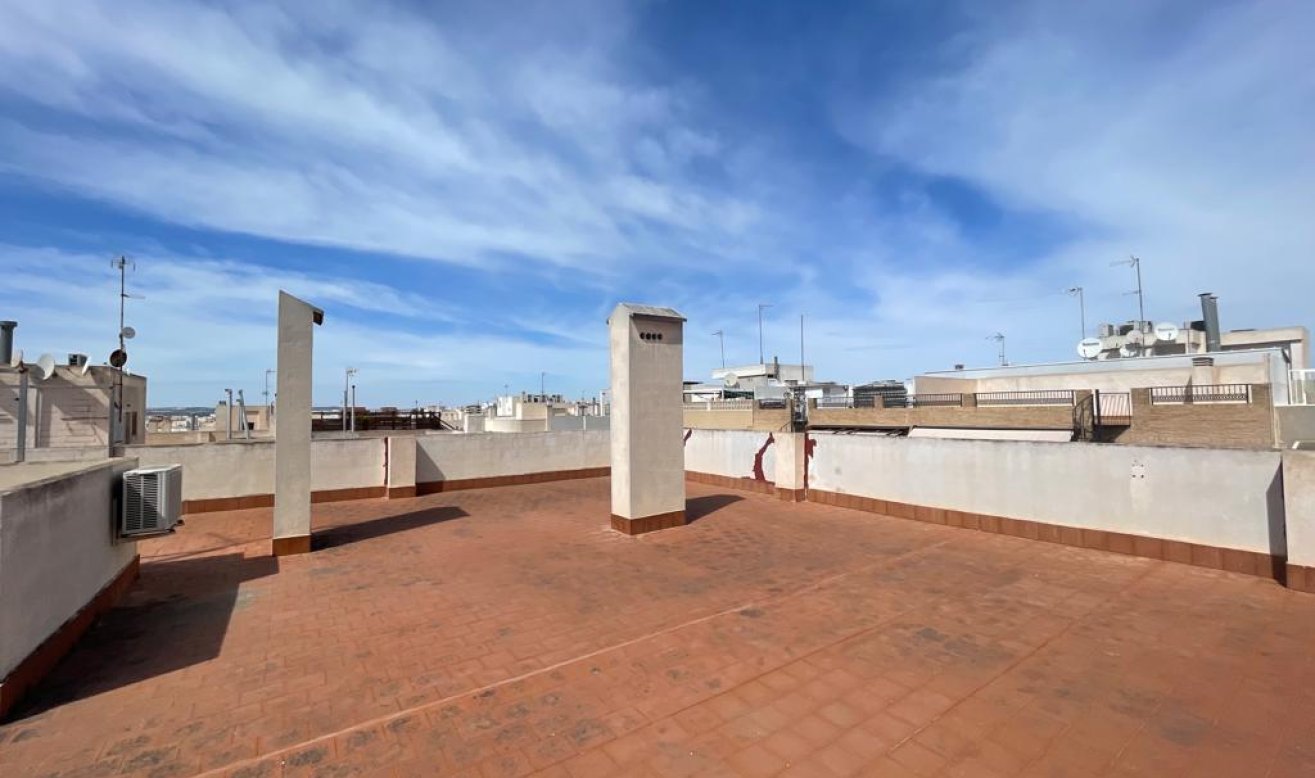 Reventa - Apartamento / piso - Torrevieja - Centro