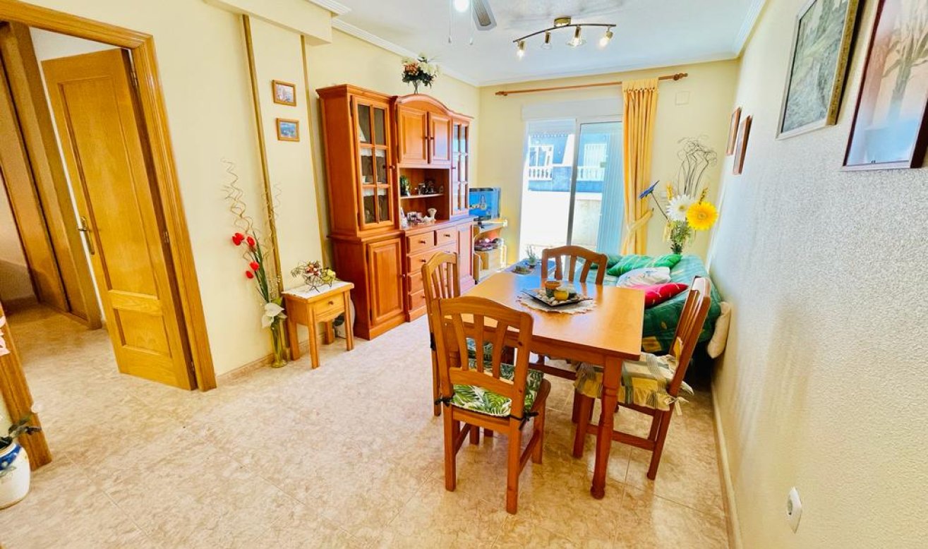 Reventa - Apartamento / piso - Torrevieja - Playa del Cura