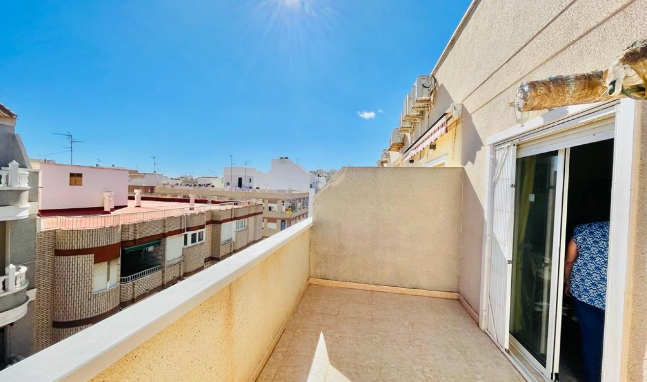 Reventa - Apartamento / piso - Torrevieja - Playa del Cura
