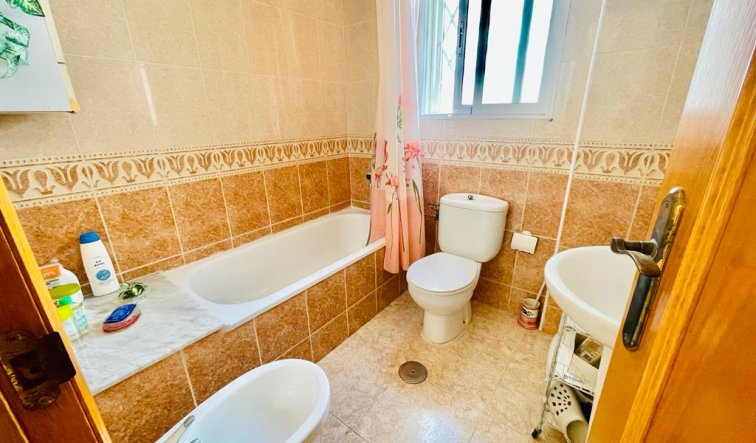 Reventa - Apartamento / piso - Torrevieja - Playa del Cura