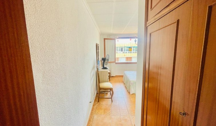 Reventa - Apartamento / piso - Torrevieja - Playa de La Acequion