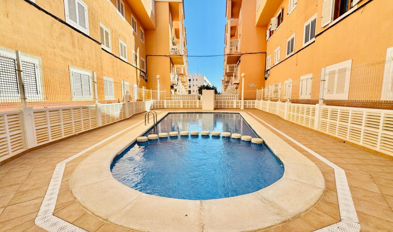 Reventa - Apartamento / piso - Torrevieja - La Mata