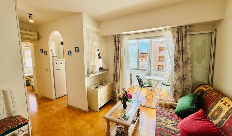 Reventa - Apartamento / piso - Torrevieja - La Mata