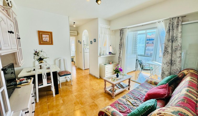 Reventa - Apartamento / piso - Torrevieja - La Mata