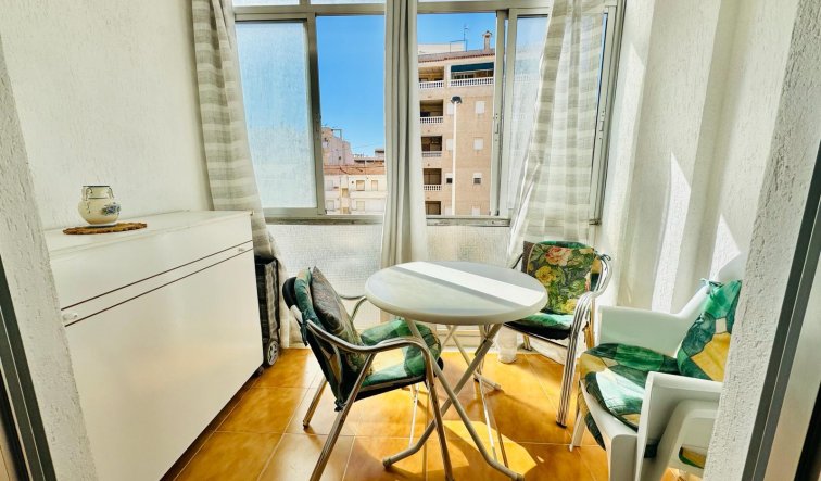 Reventa - Apartamento / piso - Torrevieja - La Mata