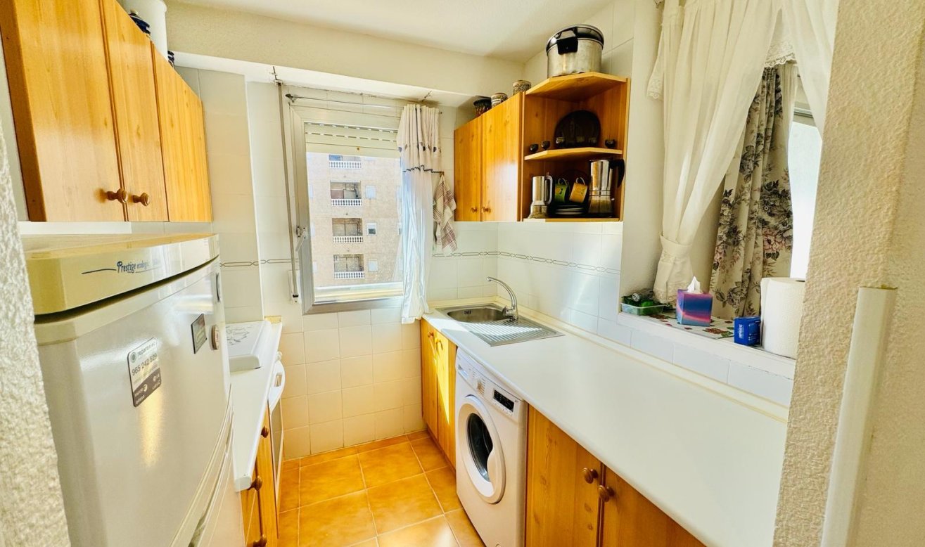 Reventa - Apartamento / piso - Torrevieja - La Mata