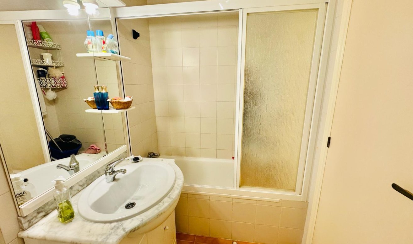 Reventa - Apartamento / piso - Torrevieja - La Mata