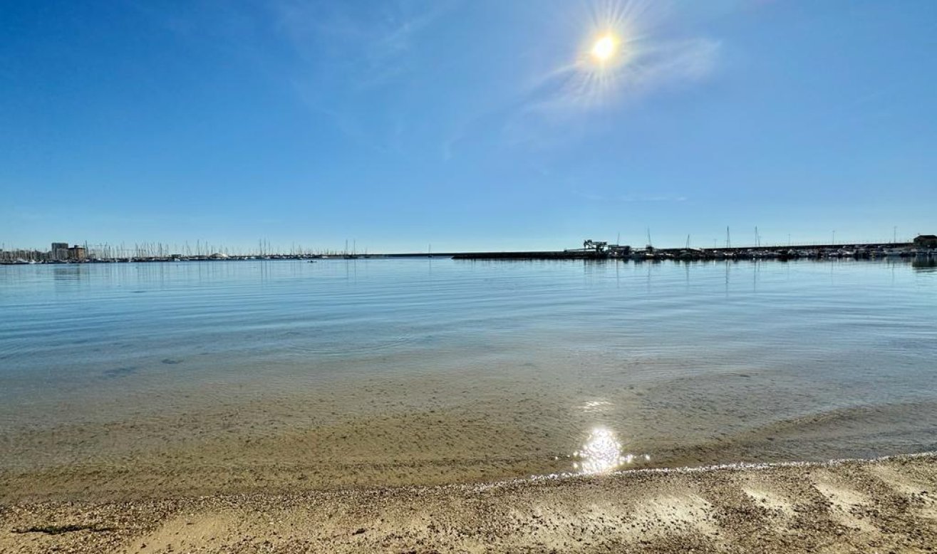 Reventa - Apartamento / piso - Torrevieja - Playa del Acequión