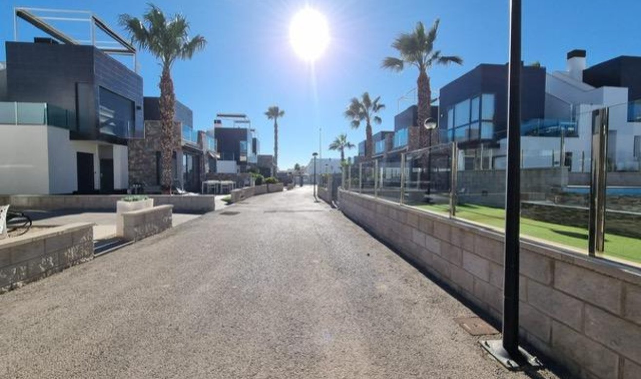 Reventa - Villa - Orihuela Costa - Lomas de Cabo Roig