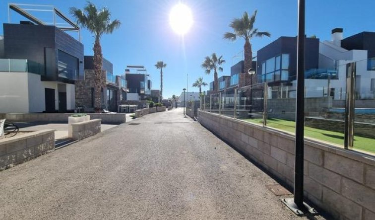 Reventa - Villa - Orihuela Costa - Lomas de Cabo Roig