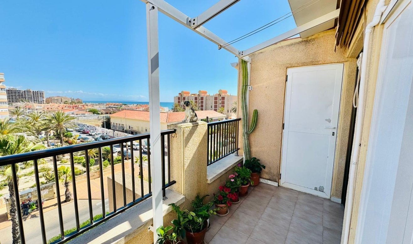 Reventa - Apartamento / piso - Torrevieja - La Mata