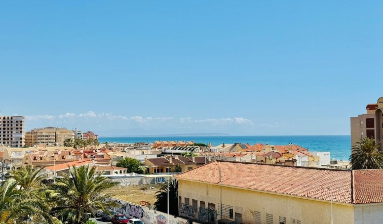 Reventa - Apartamento / piso - Torrevieja - La Mata