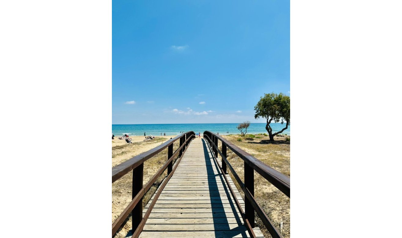 Reventa - Apartamento / piso - Torrevieja - La Mata