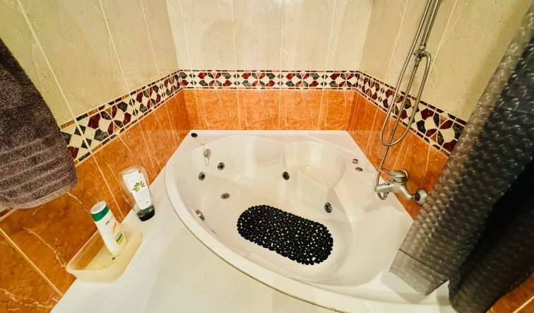 Reventa - Apartamento / piso - Torrevieja - La Veleta