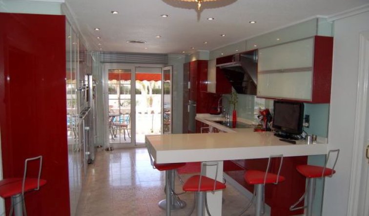 Resale - Villa - Playa Flamenca I