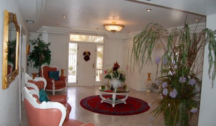 Resale - Villa - Playa Flamenca I