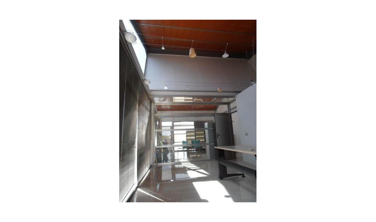 Reventa - Comercial - Orihuela Costa