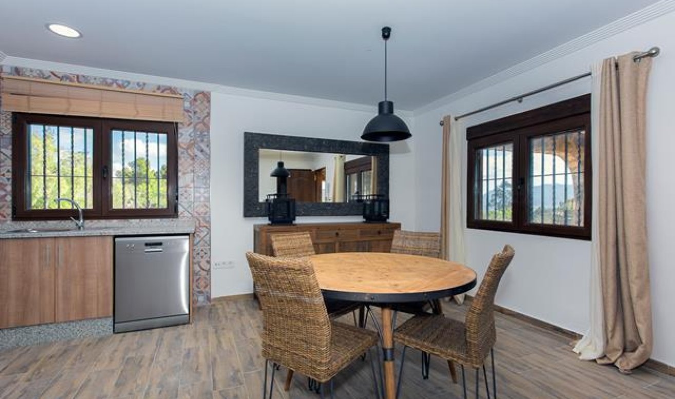 Reventa - Country house - Hondón de las Nieves