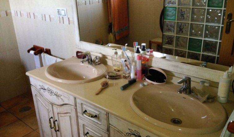 Resale - Country house - Hondón de las Nieves