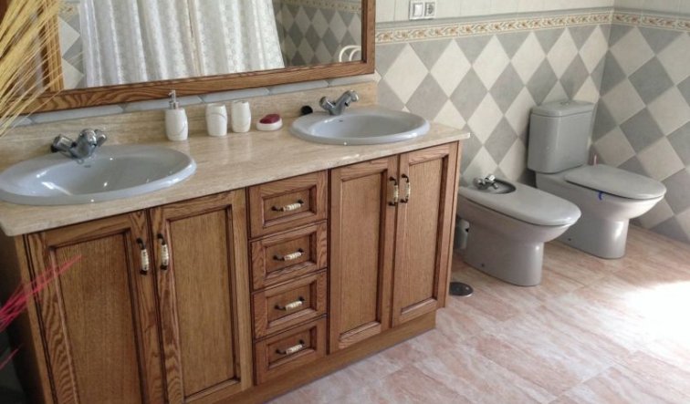 Resale - Country house - Hondón de las Nieves