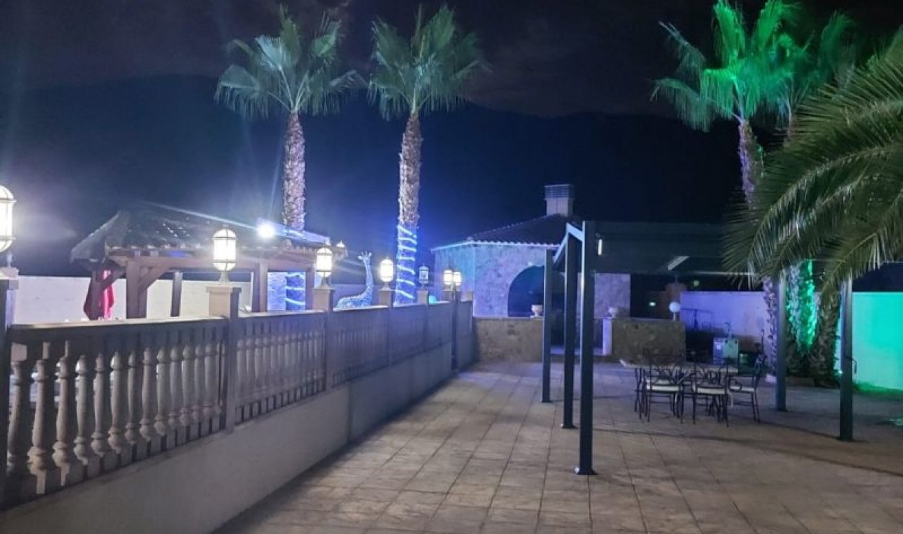 Reventa - Country house - Hondón de las Nieves