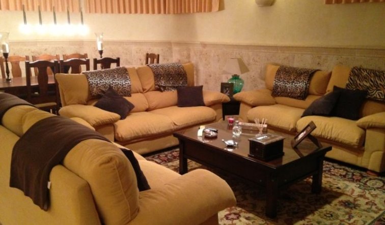Resale - Villa - Elche