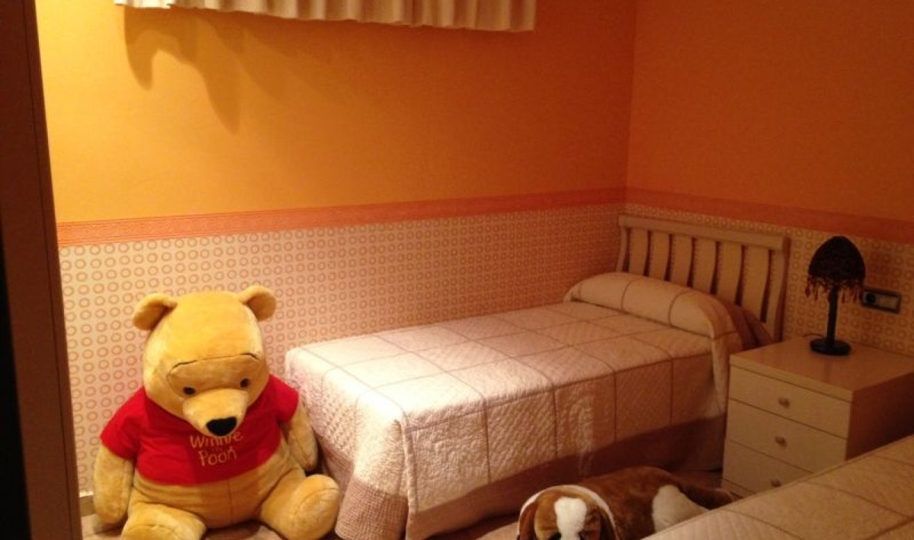 Resale - Villa - Elche