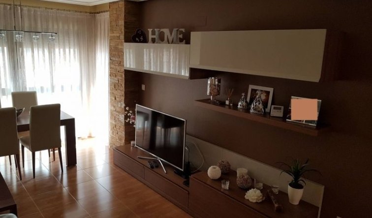 Reventa - Apartamento / piso - Hondón de las Nieves