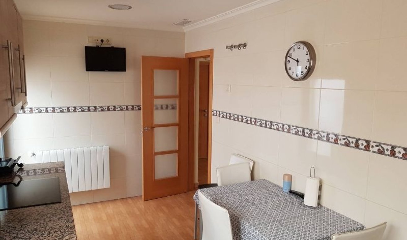 Reventa - Apartamento / piso - Hondón de las Nieves